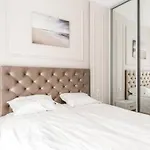 Urban Chic - Mennica Residence - One Bedroom Apartment -Citycenter&18