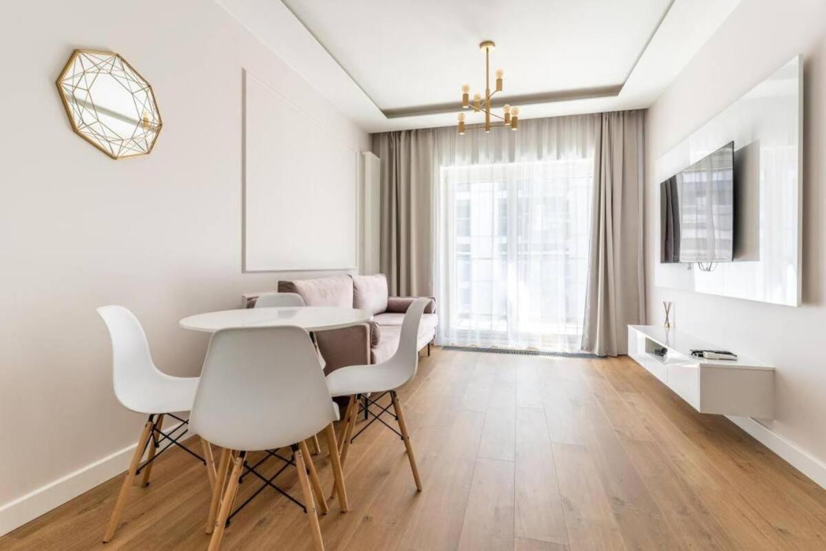 Urban Chic - Mennica - One Bedroom -citycenter&18 Warszawa