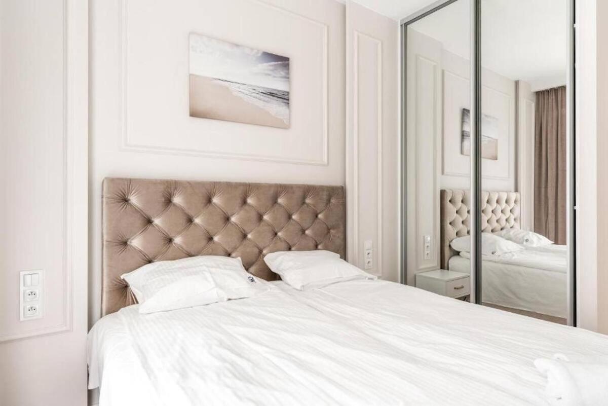 Appartement Urban Chic - Mennica - One Bedroom -citycenter&18 Warschau